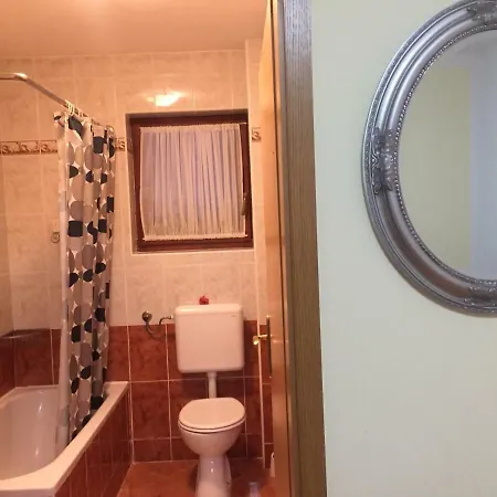 Ana Apartman *