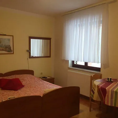 Ana Apartment
